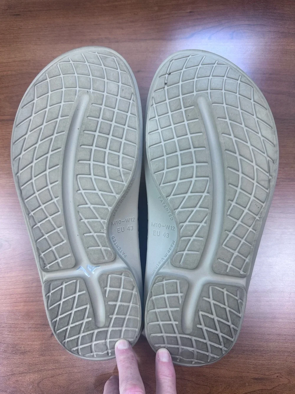 Oofas Recovery Sandals Gray Slide Sandals - Casual Slip-On Mens Sz 10 Womens 12